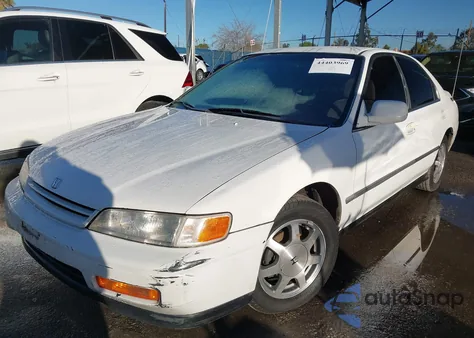 1995 Honda Accord Lx z USA, uszkodzony, nr VIN JHMCD5637SC058753